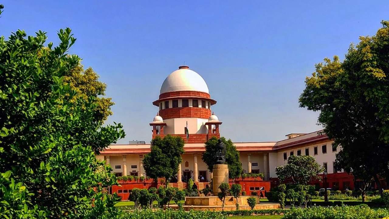 Supreme Court Clarifies on Judiciary Recruitment Rule Change SC Restores 3-Year Practice Rule—But Exempts Ongoing Recruitments by High Courts